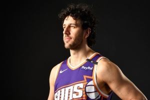 双赢！太阳执行米西奇球队选项以完成马威交易 米西奇顺利拿810万